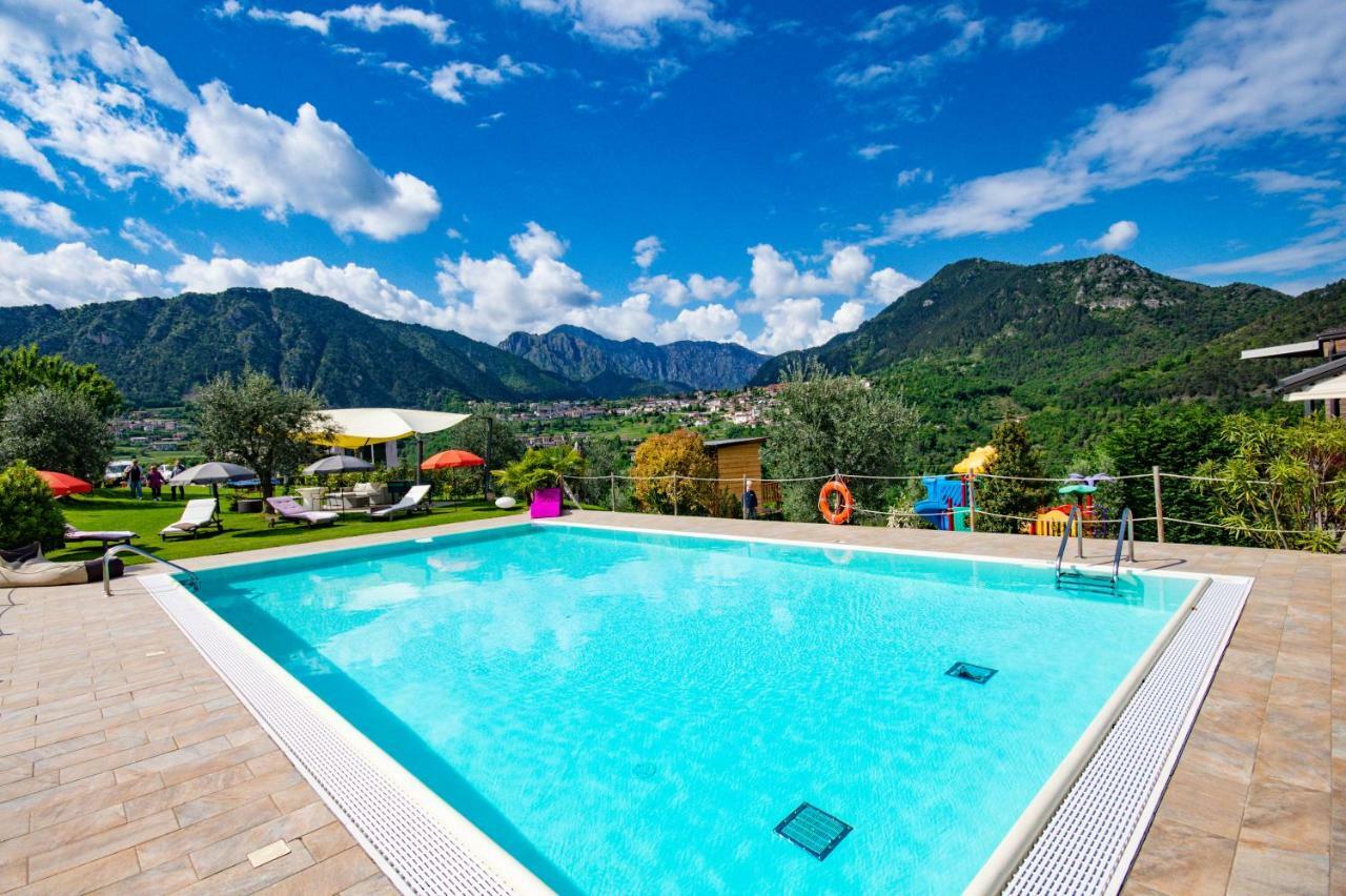 Georesort Tremosine Bagian luar foto
