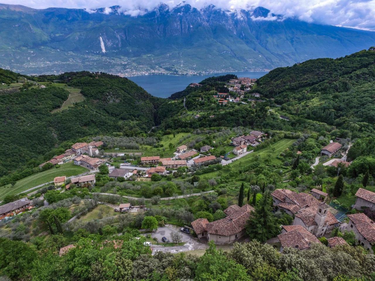 Georesort Tremosine Bagian luar foto