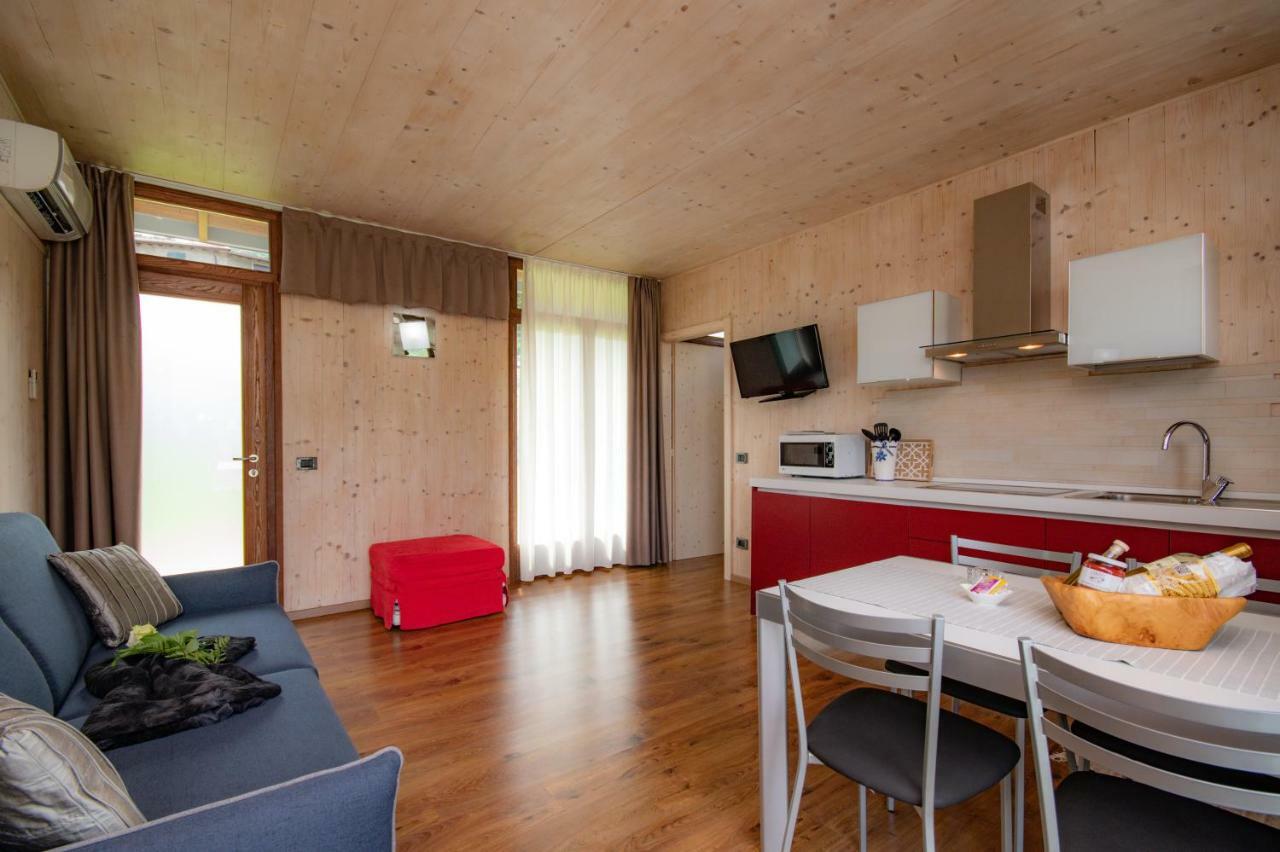 Georesort Tremosine Bagian luar foto